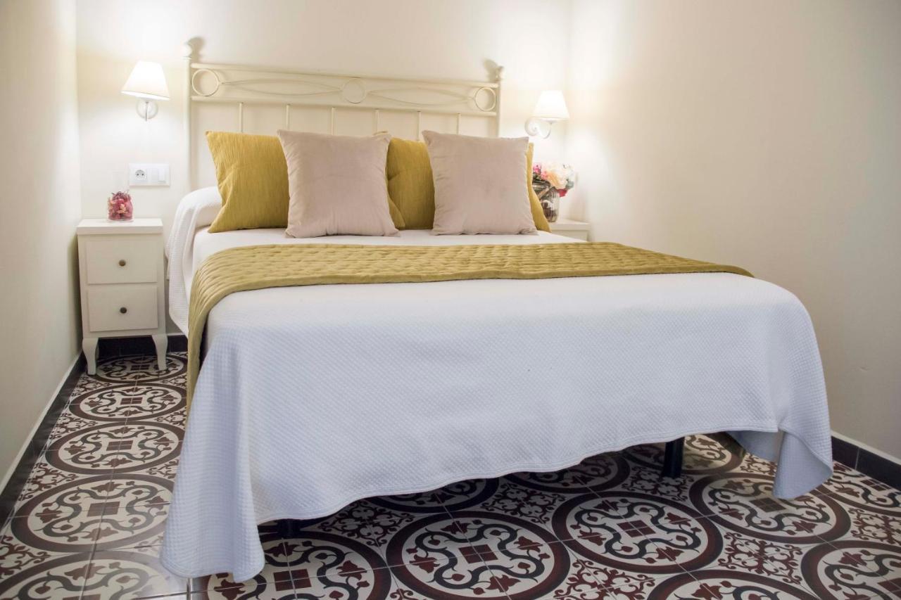 Hostal Boutique Casa La Laja Chiclana de la Frontera Luaran gambar
