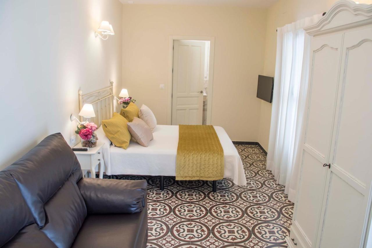 Hostal Boutique Casa La Laja Chiclana de la Frontera Luaran gambar