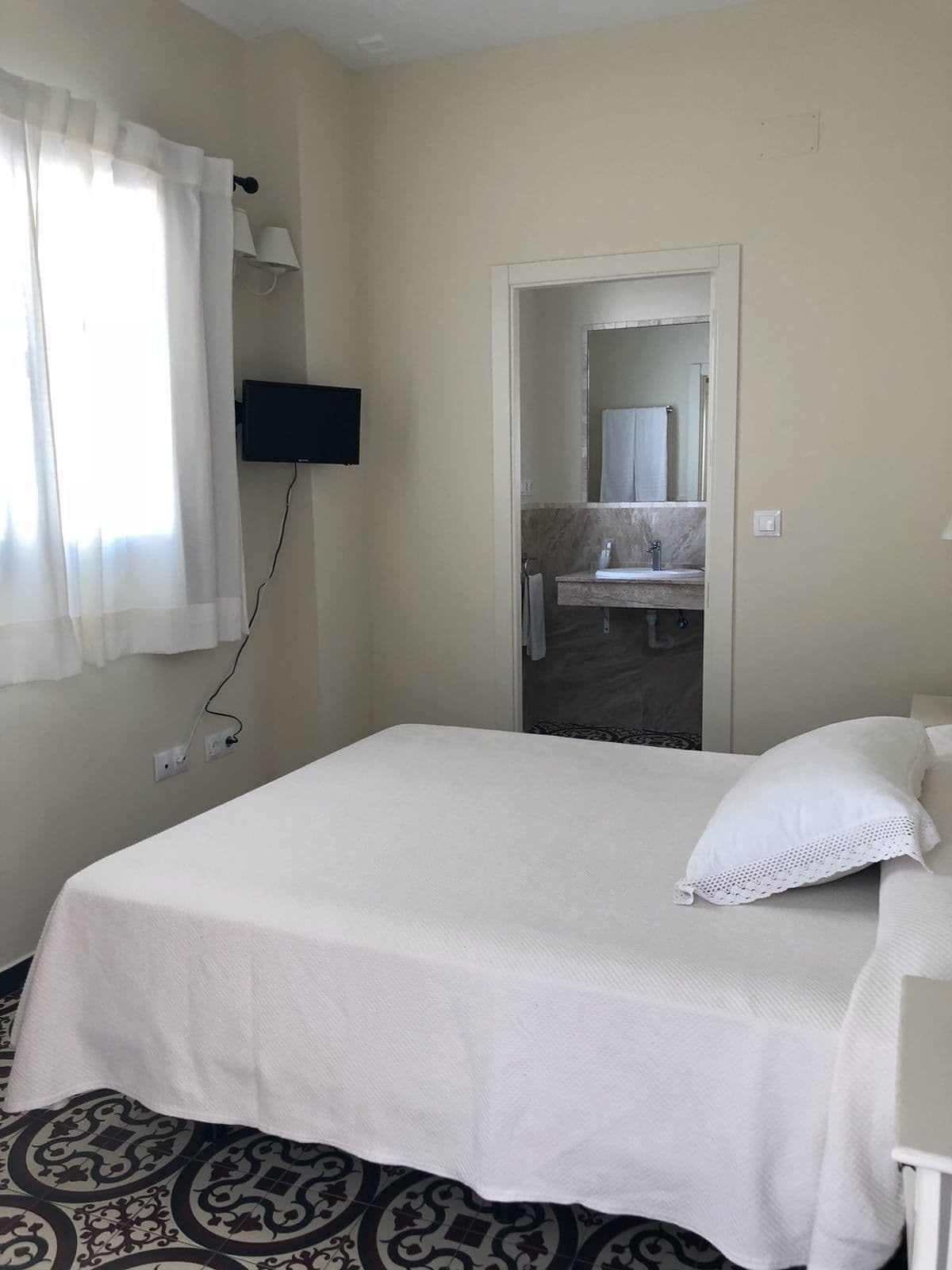 Hostal Boutique Casa La Laja Chiclana de la Frontera Luaran gambar